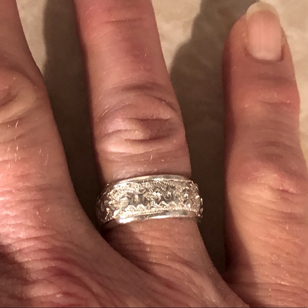 Hawaiian Heirloom SS Carved “KUUIPO” Band Ring